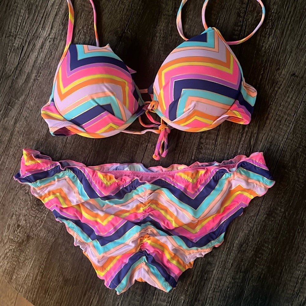 Victoria Secret Swimsuit 34C